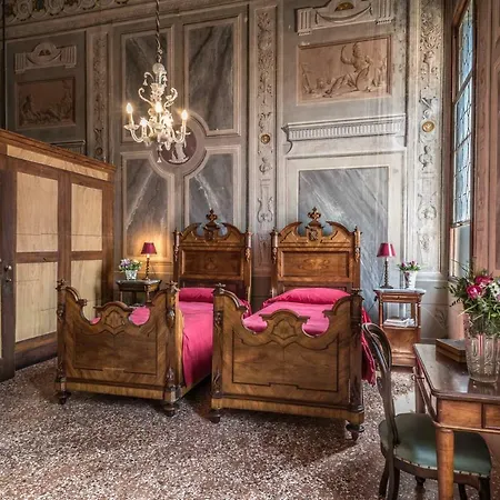 Castello Di Villa *